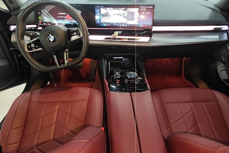 Used BMW 5 Series 2024 530Li Leading Model M Sport Package Center Console