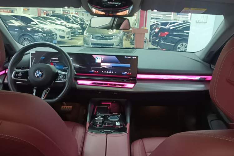 Used BMW 5 Series 2024 530Li Leading Model M Sport Package Center Console