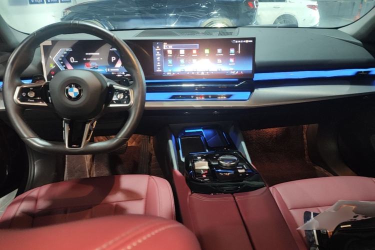 Used BMW 5 Series 2024 530Li Leading Model M Sport Package Center Console