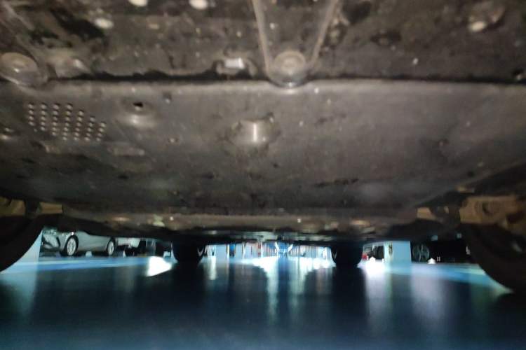 Used BMW 5 Series 2024 525Li M Sport Package Chassis Front