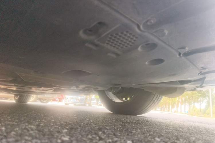 Used BMW 5 Series 2024 530Li Leading Model M Sport Package Chassis Front