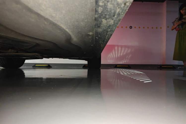 Used BMW 5 Series 2024 525Li M Sport Package Chassis Front Left