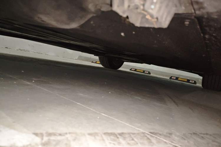 Used BMW 5 Series 2024 530Li Leading Model M Sport Package Chassis Front Left
