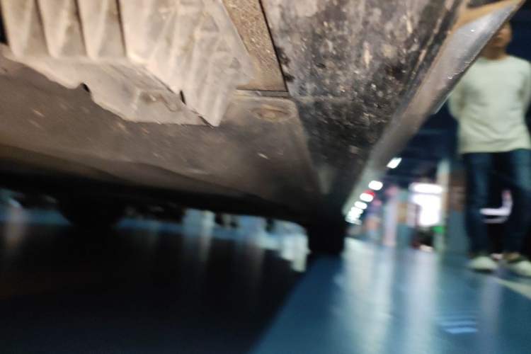 Used BMW 5 Series 2024 525Li M Sport Package Chassis Front Left