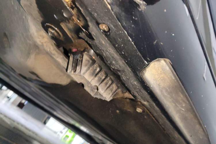 Used BMW 5 Series 2024 530Li Leading Model M Sport Package Chassis Front Left