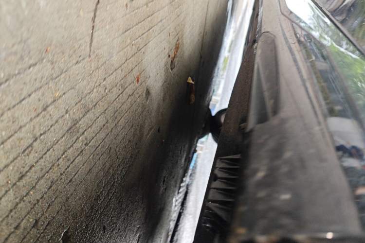 Used BMW 5 Series 2024 525Li M Sport Package Chassis Front Right