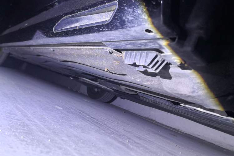 Used BMW 5 Series 2024 530i Leading Model M Sport Package Chassis Front Right