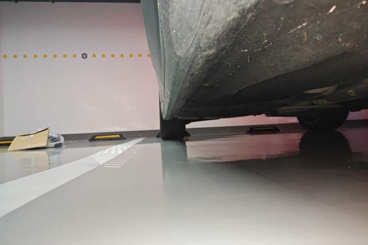Used BMW 5 Series 2024 525Li M Sport Package Chassis Front Right