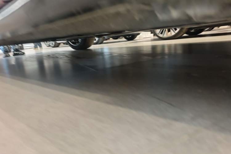 Used BMW 5 Series 2024 530Li Leading Luxury Package Chassis Front Right