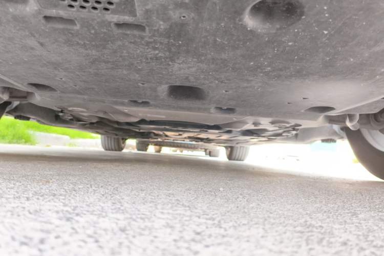 Used BMW 5 Series 2024 530Li Leading Model M Sport Package Chassis Front