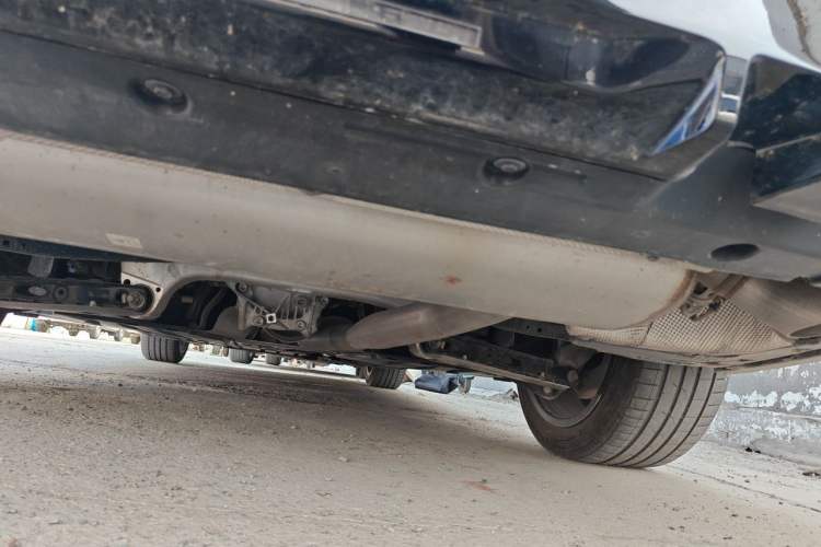 Used BMW 5 Series 2024 530Li Luxury Edition M Sport Package Chassis Rear