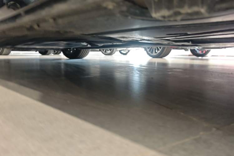 Used BMW 5 Series 2024 530Li Leading Luxury Package Chassis Rear Left
