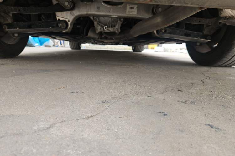 Used BMW 5 Series 2024 530Li Luxury Edition M Sport Package Chassis Rear