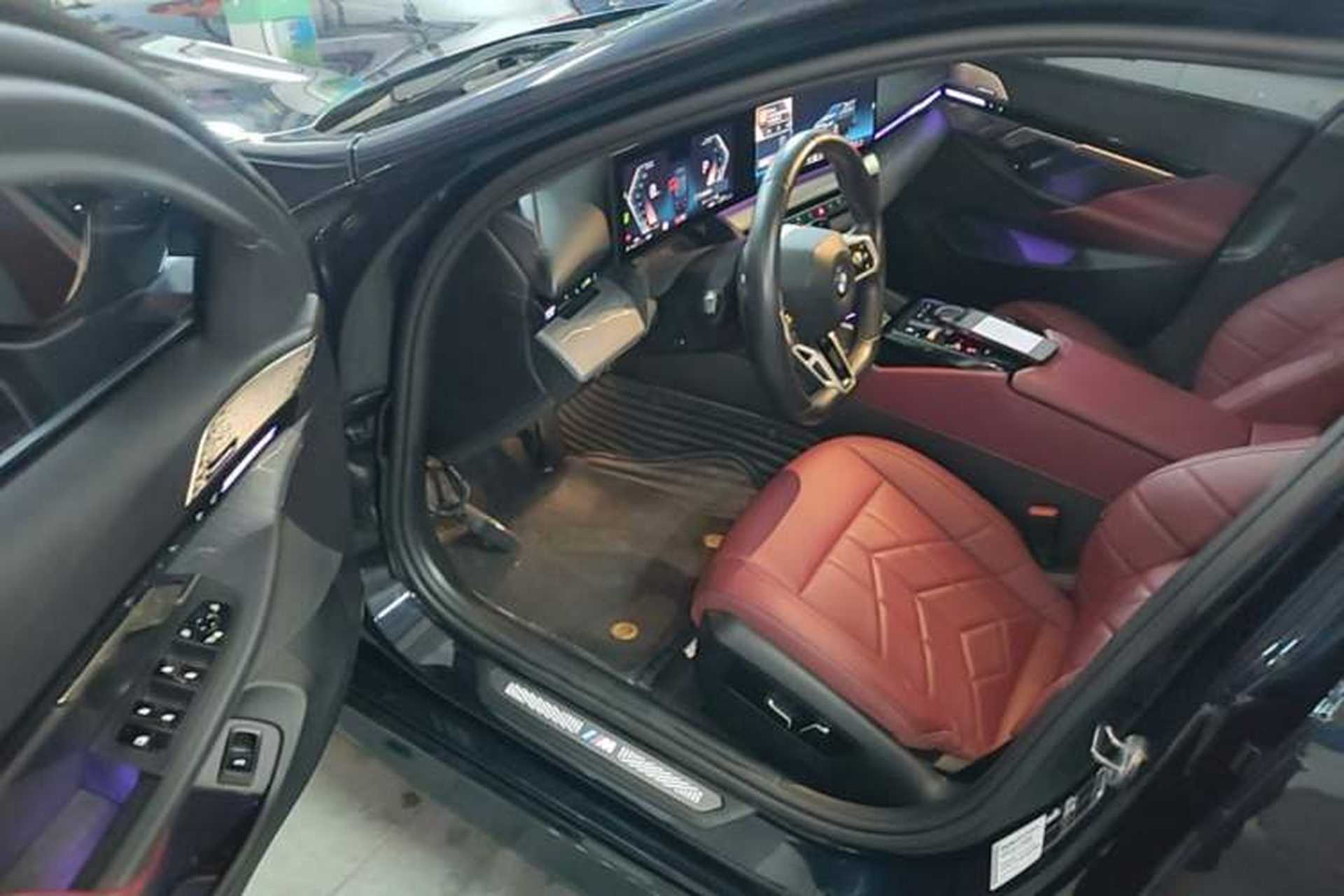 Used BMW 5 Series 2024 525Li M Sport Package Driver Seat
