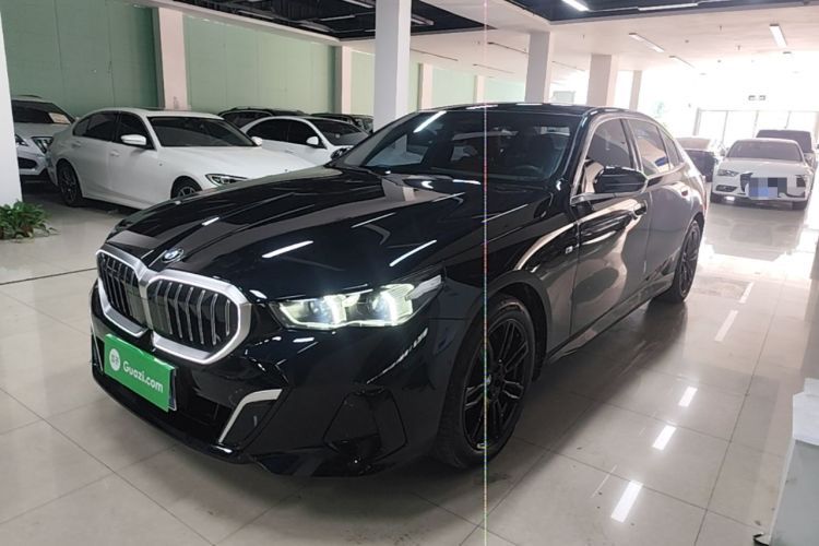 Used BMW 5 Series 2024 530Li Leading Model M Sport Package Guazi used car, China used car export, Used car for sale, Used  cars, Cheapest cars for sale