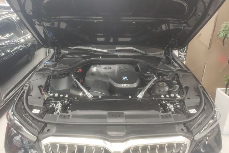 Used BMW 5 Series 2024 525Li M Sport Package Engine Bay