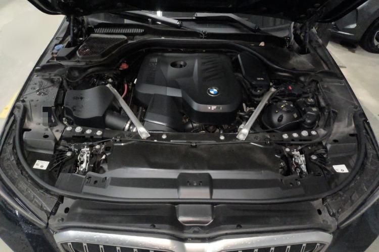 Used BMW 5 Series 2024 530Li Leading Model M Sport Package Engine Bay