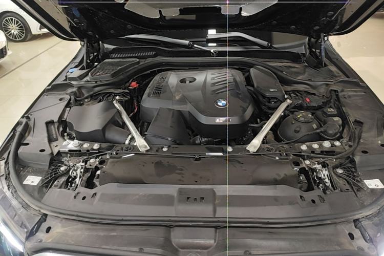 Used BMW 5 Series 2024 530Li Leading Model M Sport Package Engine Bay