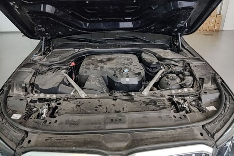 Used BMW 5 Series 2024 525Li M Sport Package Engine Bay