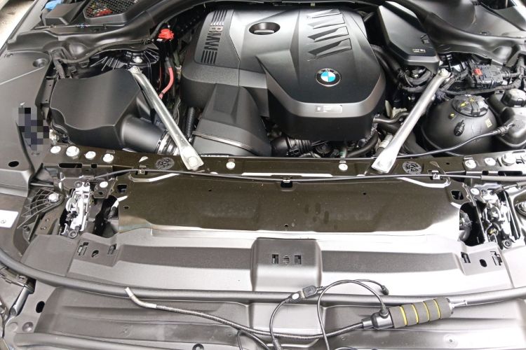 Used BMW 5 Series 2024 530Li Leading Luxury Package Engine Bay