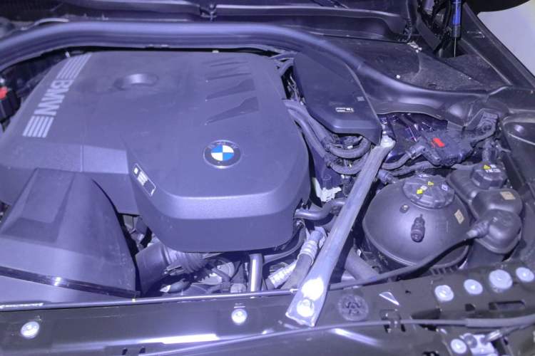 Used BMW 5 Series 2024 530i Leading Model M Sport Package Engine Bay Left