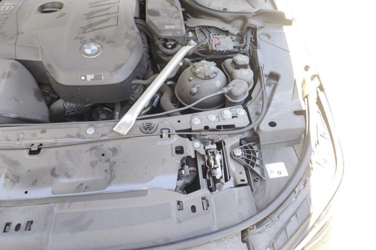 Used BMW 5 Series 2024 530Li xDrive M Sport Package Engine Bay Left