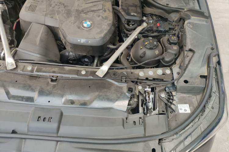 Used BMW 5 Series 2024 530Li Leading Model M Sport Package Engine Bay Left