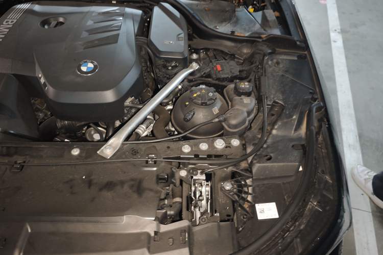Used BMW 5 Series 2024 530i Leading Model M Sport Package Engine Bay Left