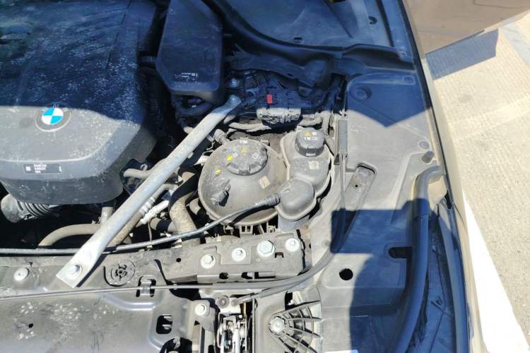 Used BMW 5 Series 2024 530Li Leading Model M Sport Package Engine Bay Left