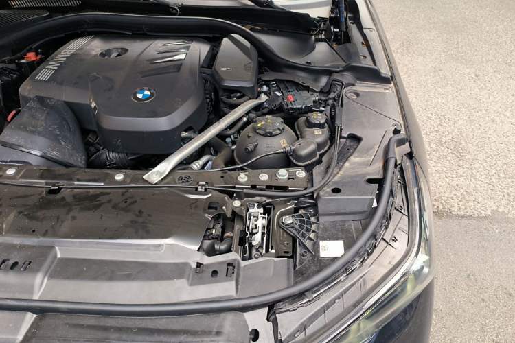 Used BMW 5 Series 2024 530i Leading Model M Sport Package Engine Bay Left