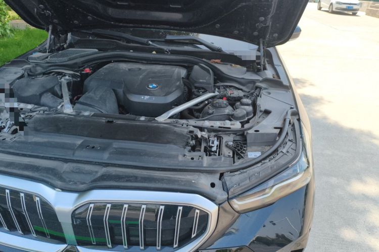 Used BMW 5 Series 2024 530Li Leading Model M Sport Package Engine Bay Left