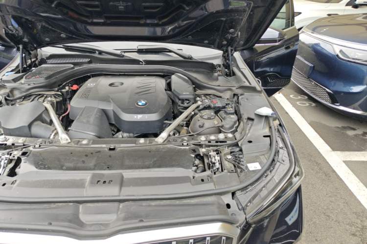 Used BMW 5 Series 2024 530Li Leading Model M Sport Package Engine Bay Left