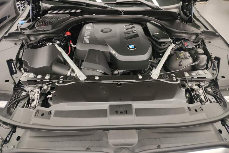 Used BMW 5 Series 2024 525i M Sport Package Engine Bay