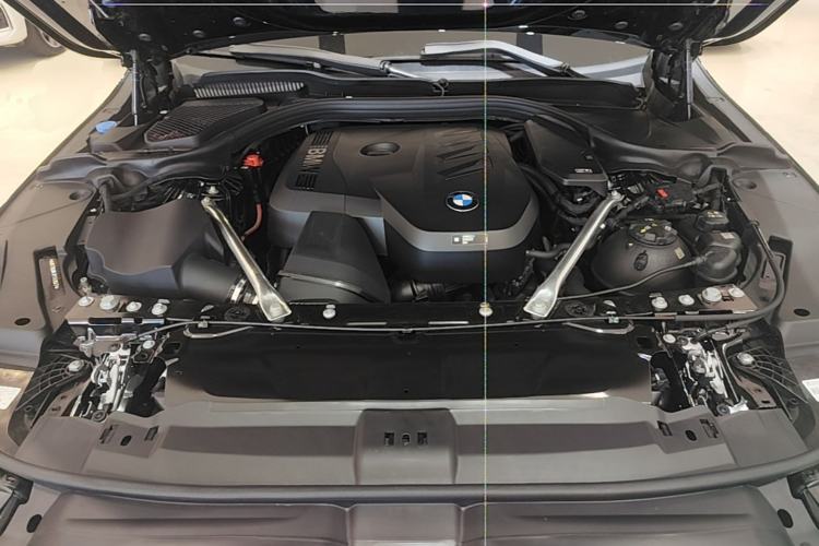Used BMW 5 Series 2024 530Li Leading Model M Sport Package Engine Bay