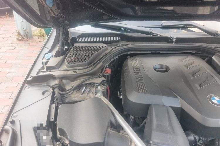 Used BMW 5 Series 2024 530Li Leading Model M Sport Package Engine Bay Right