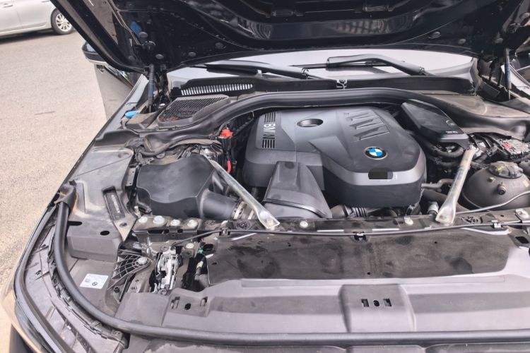 Used BMW 5 Series 2024 530Li Luxury Edition M Sport Package Engine Bay Right