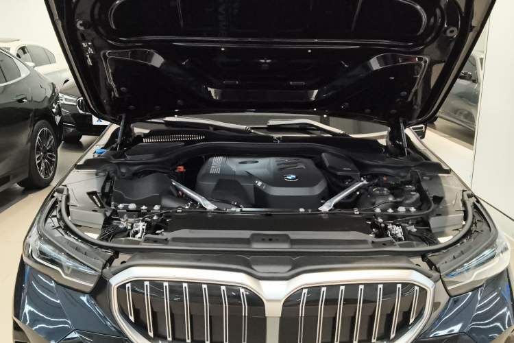 Used BMW 5 Series 2024 530i Leading Model M Sport Package Engine Bay