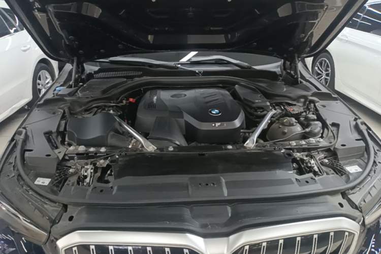 Used BMW 5 Series 2024 530Li Leading Model M Sport Package Engine Bay