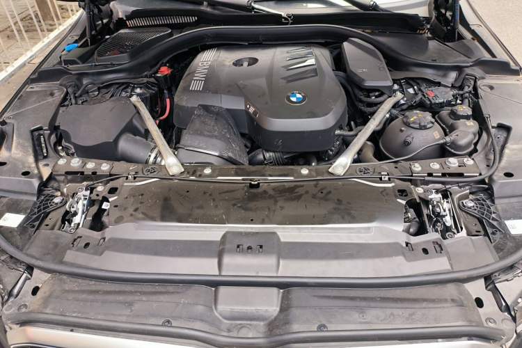 Used BMW 5 Series 2024 530i Leading Model M Sport Package Engine Bay