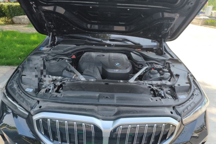 Used BMW 5 Series 2024 530Li Leading Model M Sport Package Engine Bay