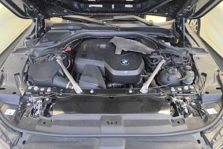 Used BMW 5 Series 2024 530Li Leading Model M Sport Package Engine Bay