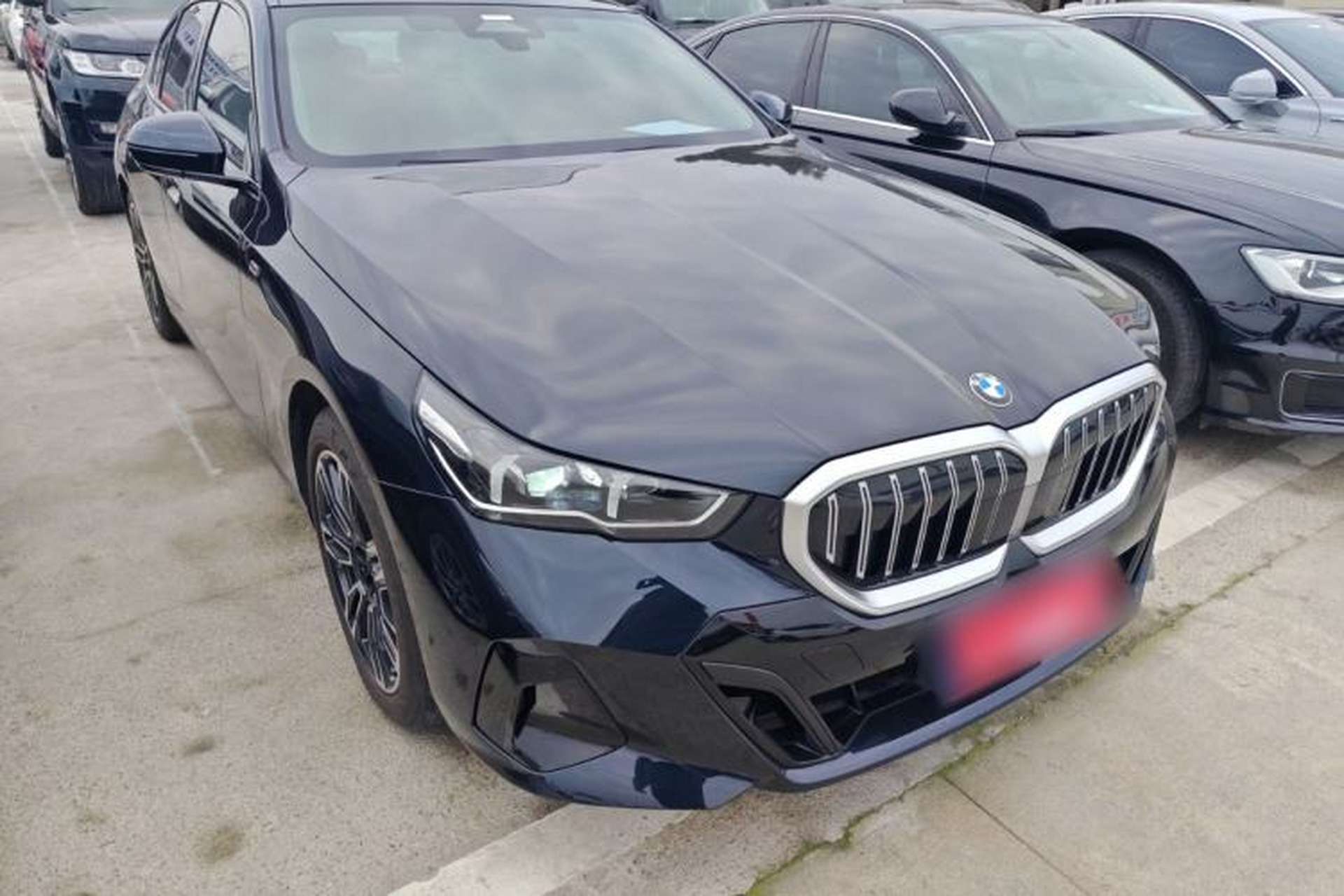 Used BMW 5 Series 2024 525i M Sport Package Exterior 1