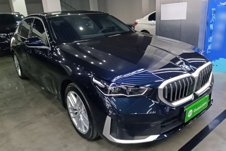 Used BMW 5 Series 2024 525Li Luxury Package Exterior 1