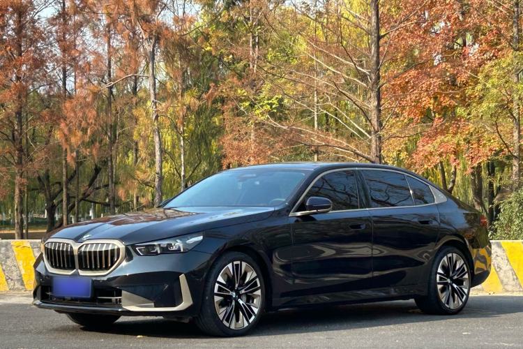Used BMW 5 Series 2024 530Li Luxury Package Premium Edition Exterior 1