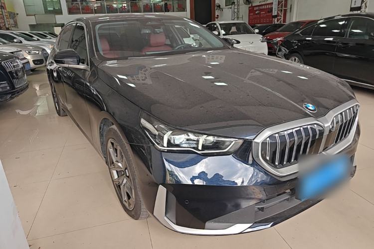 Used BMW 5 Series 2024 530Li Leading Luxury Package Exterior 1