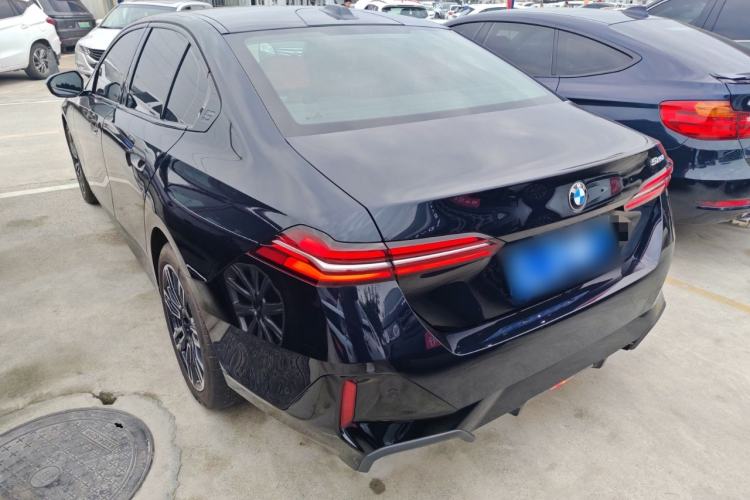 Used BMW 5 Series 2024 525i M Sport Package Exterior 2