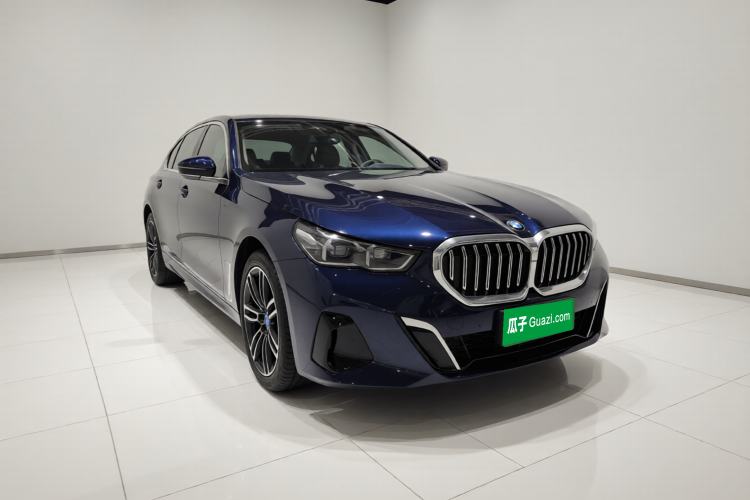 Used BMW 5 Series 2024 530Li Leading Model M Sport Package Exterior 2