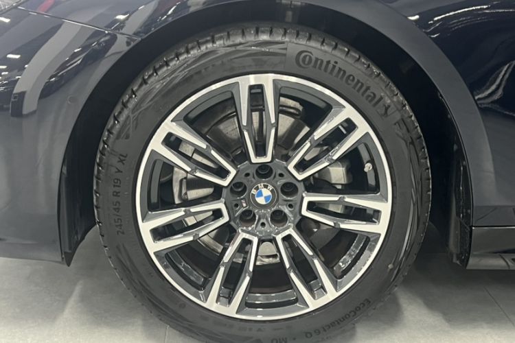 Used BMW 5 Series 2024 525i M Sport Package Exterior 5