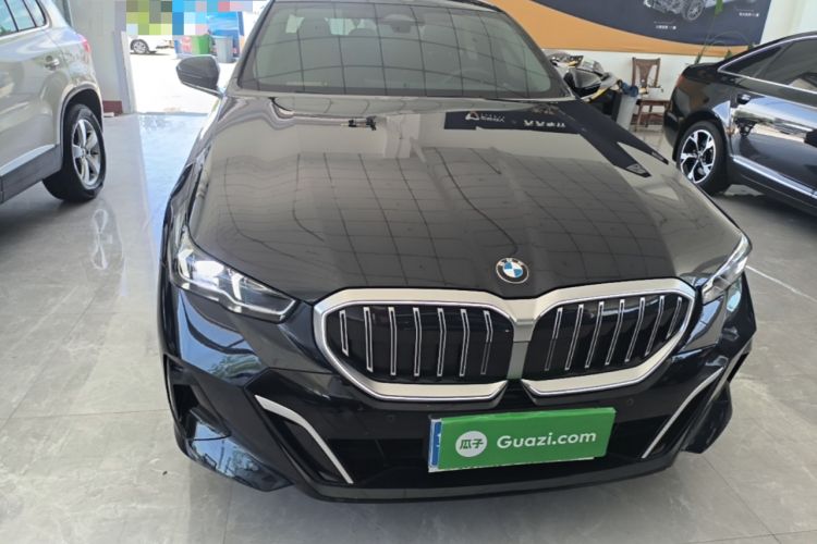 Used BMW 5 Series 2024 525Li M Sport Package Front