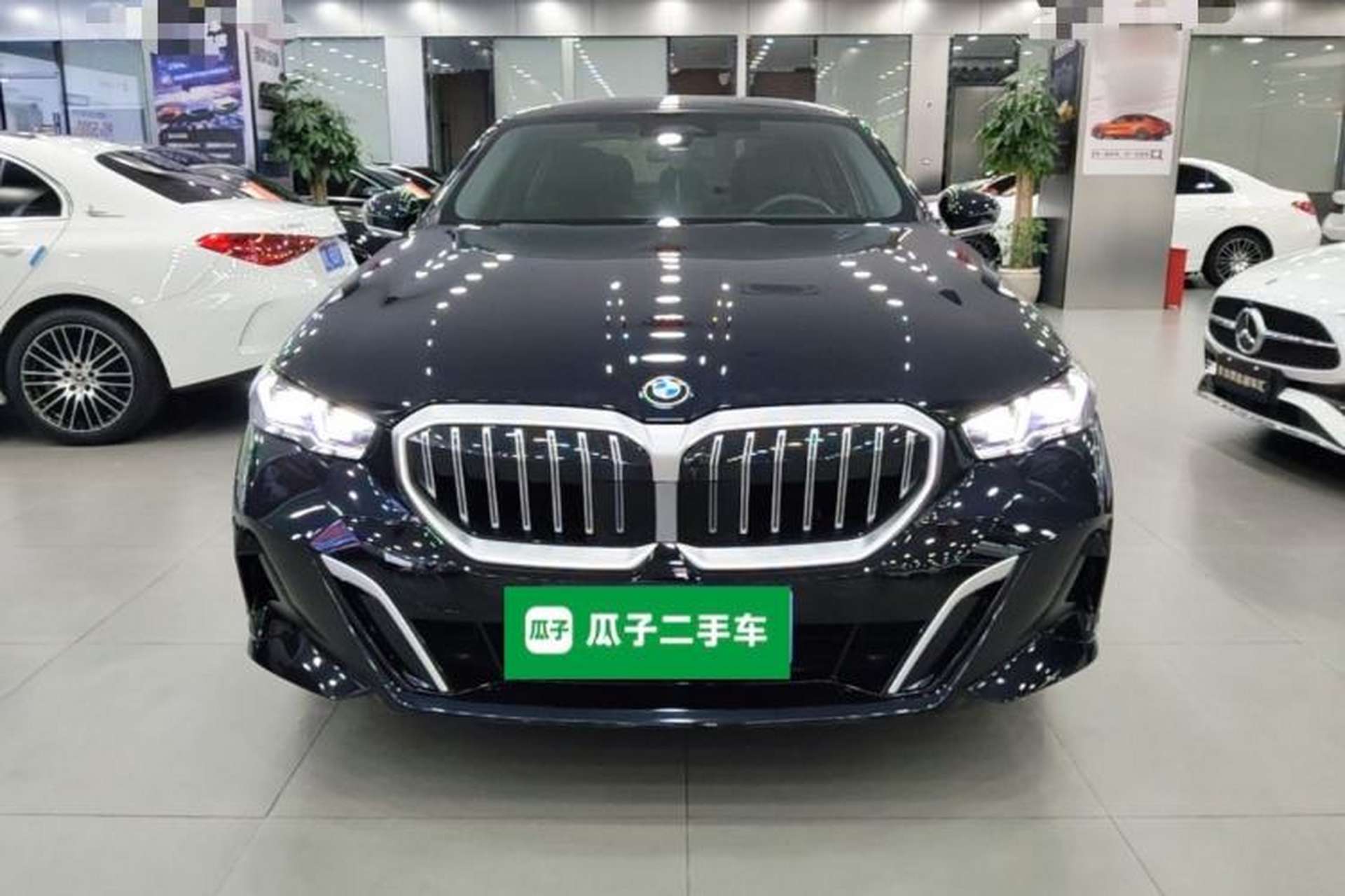 Used BMW 5 Series 2024 530Li Luxury Edition M Sport Package Front